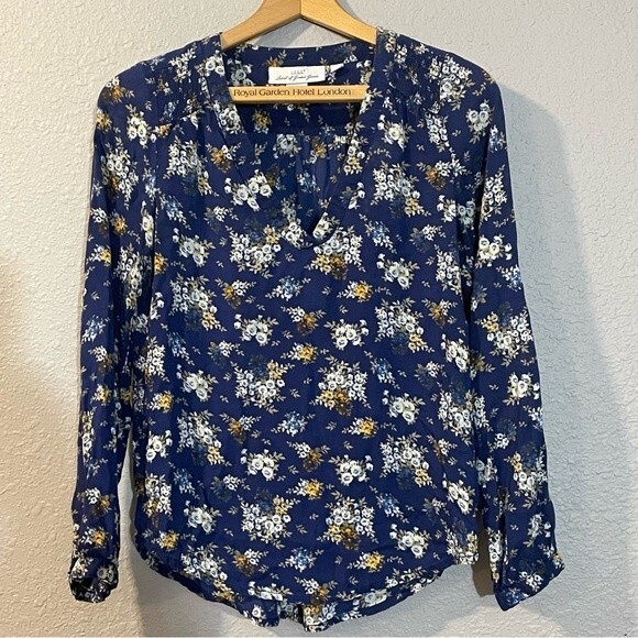 L.O.G.G. By H&M long sleeved floral blouse. V-neck. Women’s size 4 - Picture 2 of 7